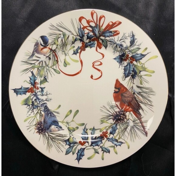 Set 6 Lenox Winter Greetings Cardinal + Ribbon 8" Salad Plates Gold Rim Holly - Picture 1 of 9
